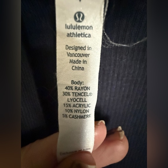 Lululemon Cabin Yogi Wrap Navy Sweater - Picture 9 of 9